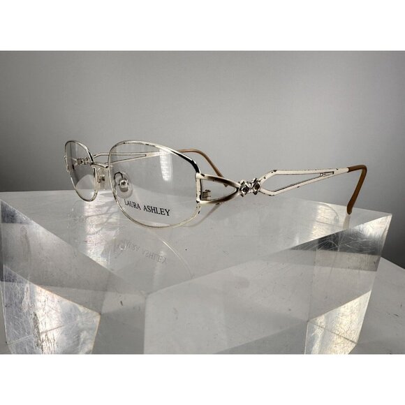 Laura Ashley Sheridan Silver Distressed Look Frame Italy 52-18-135 (K) main image 10